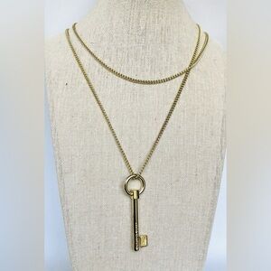 Victoria's Secret Limited Edition Gold-tone Key Necklace ✨